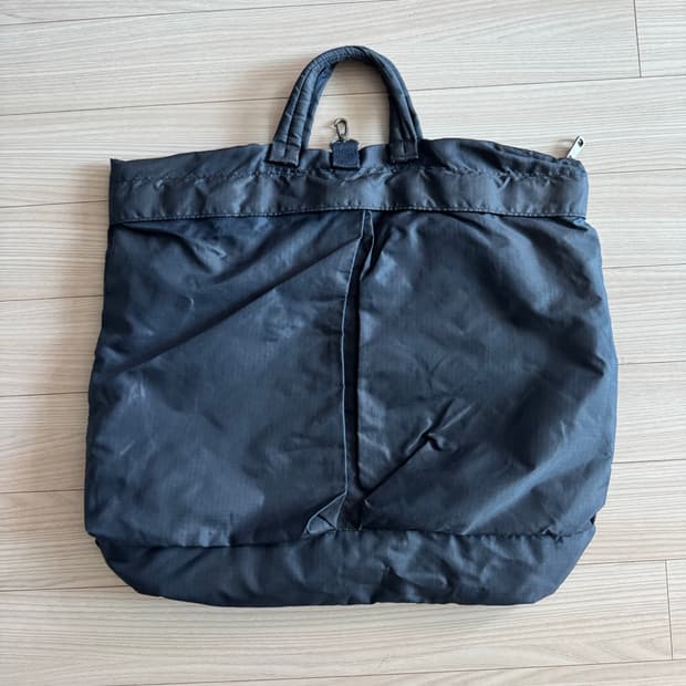 [A.P.C] 아페쎄 헬멧백_네이비