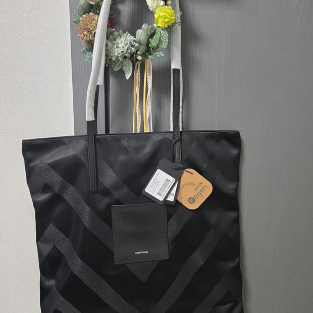 루즈앤라운지 블랙 토트/숄더백 새상품 가격인하 