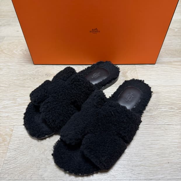 [S+급/43] 에르메스 이즈미르 시어링 퍼 샌들 슬리퍼