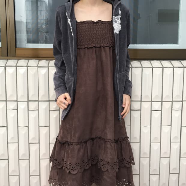 Punching point skirt onepiece