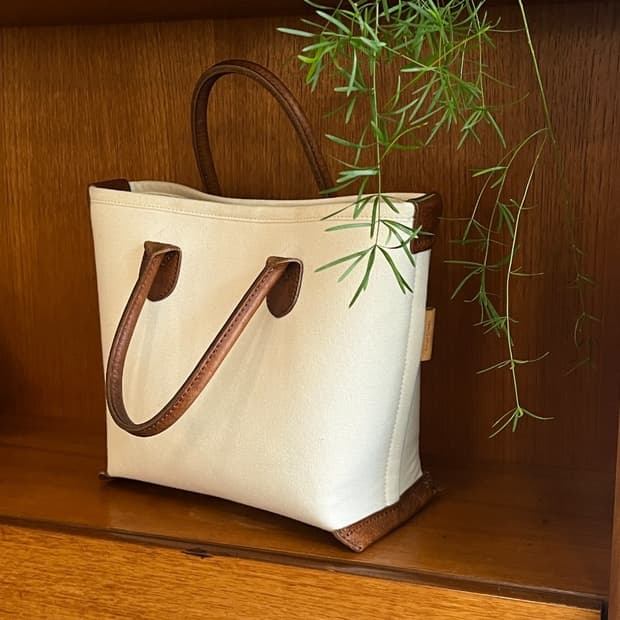 Hender Scheme Canvas / Leather Hand Bag