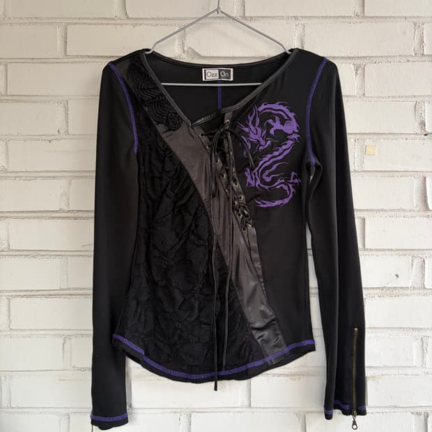 오즈온 아일렛 롱슬리브