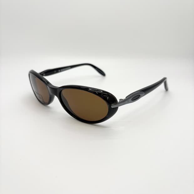 RODENSTOCK 로덴스탁 블랙 오벌 선글라스