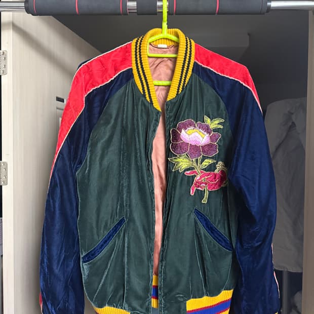 구찌 벨벳 스카잔