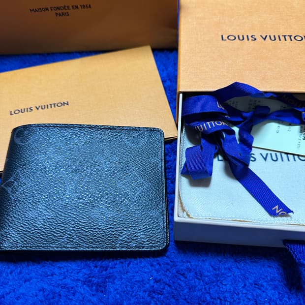 [새상품급]루이비통 이클립스 멀티플 반지갑