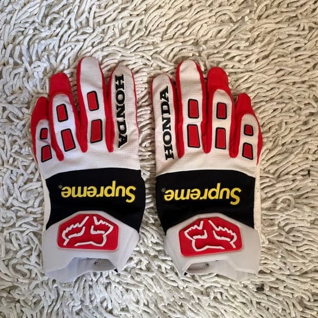 슈프림 x 혼다 x 폭스 레이싱 글러브 레드