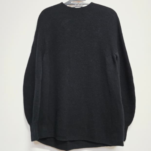 샬라얀 블랙 루즈핏 니트 스웨터 모100프로