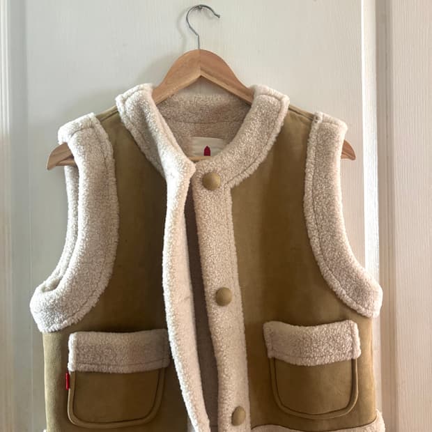 comoninoz 양털무스탕 조끼 베이지브라운