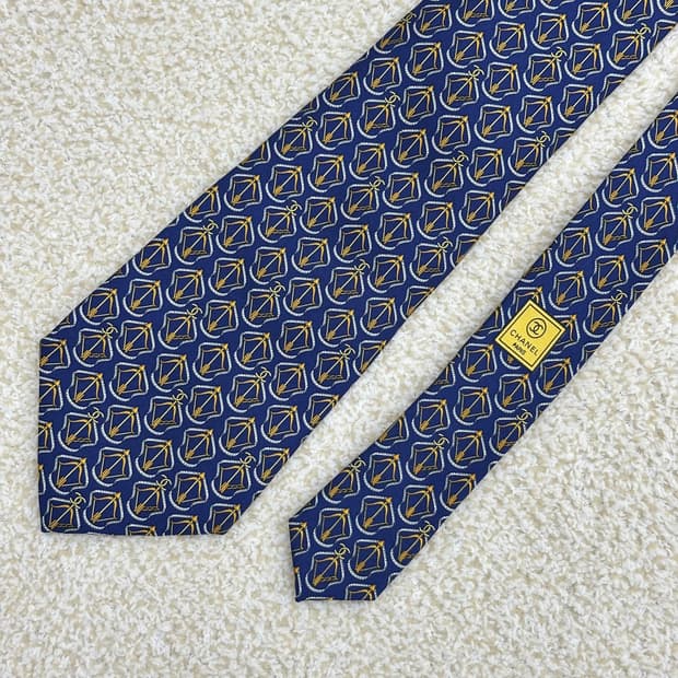 샤넬 실크 넥타이