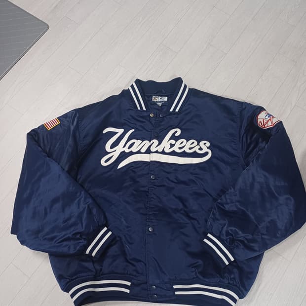 쿠퍼스타운 뉴욕 양키스 바시티 스타디움 자켓입니다. XXXL 