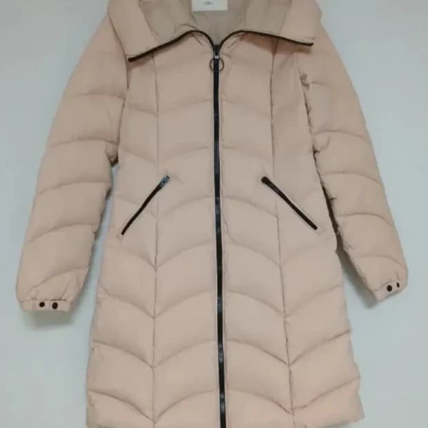 따뜻한 DEWL 베이지핑크 롱 패딩 55사이즈