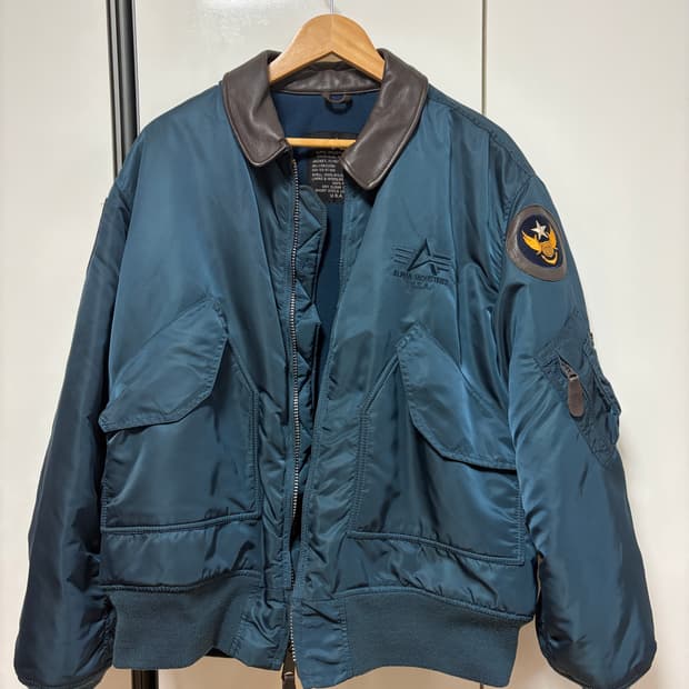 알파인더스트리 CWP-45 레더칼라 네이비 항공점퍼