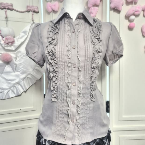 밀크티 도트 핀턱 프릴 블라우스 라떼갸루 공겜여주 히메갸루