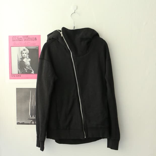 라드 뮤지션 비대칭 지퍼 후드 집업