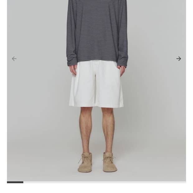 아모멘토 25ss 반바지 쇼츠 화이트 새상품 XL