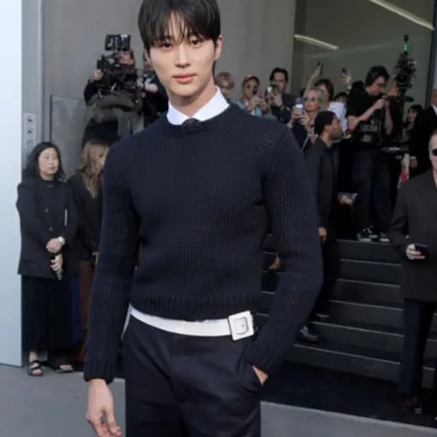 프라다 PRADA 네이비.니트 52