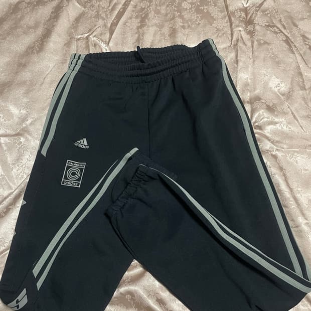 아디다스 칼라바사스 트랙팬츠 S