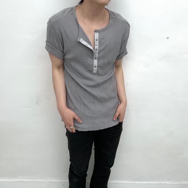 DKNY grey coduroy snap short sleeve