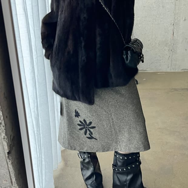 울 트위드 플로럴 스커트 그레이