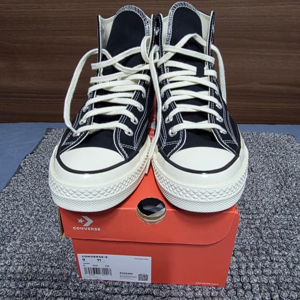 척 70 X 블랙 A24225C