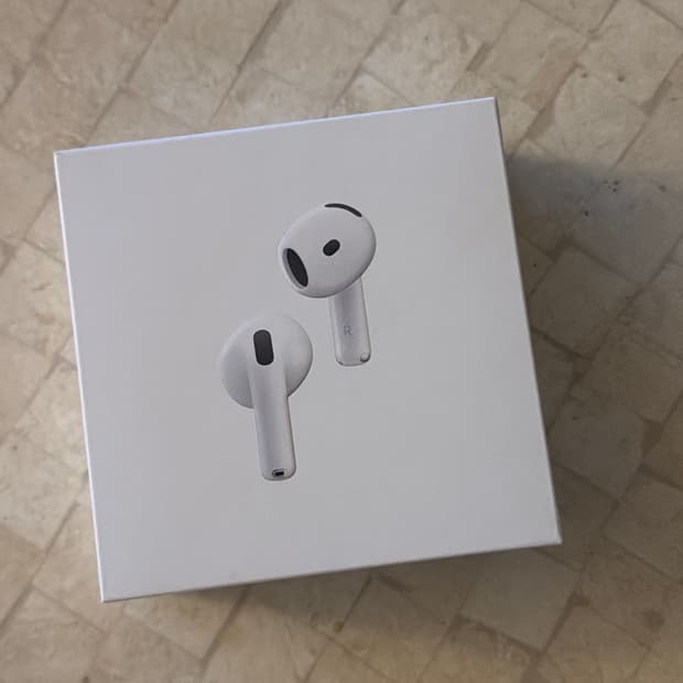 에어팟 4세대 노이즈캔슬링 (미개봉 새상품)