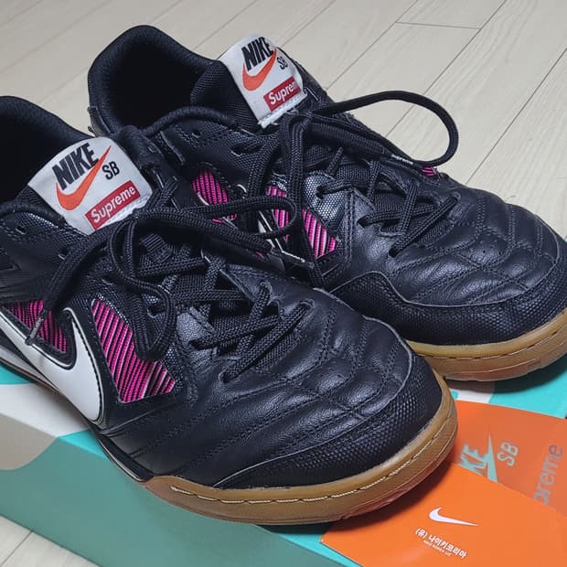 나이키 x 슈프림 SB 가토 블랙 280