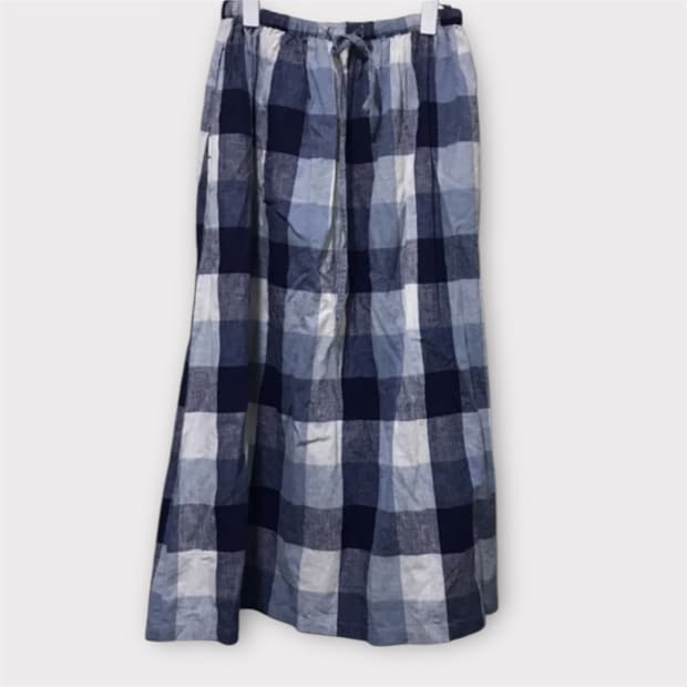 블루체크 스커트