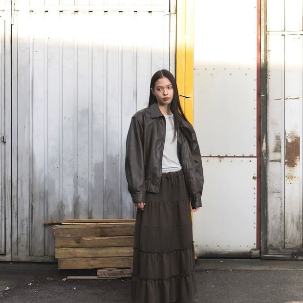 오데스 프릴 맥시 스커트 카키