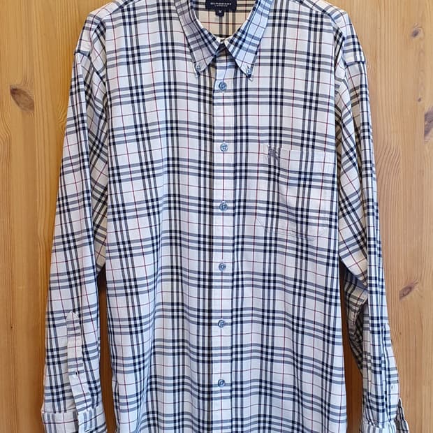 105.버버리 스판 체크셔츠