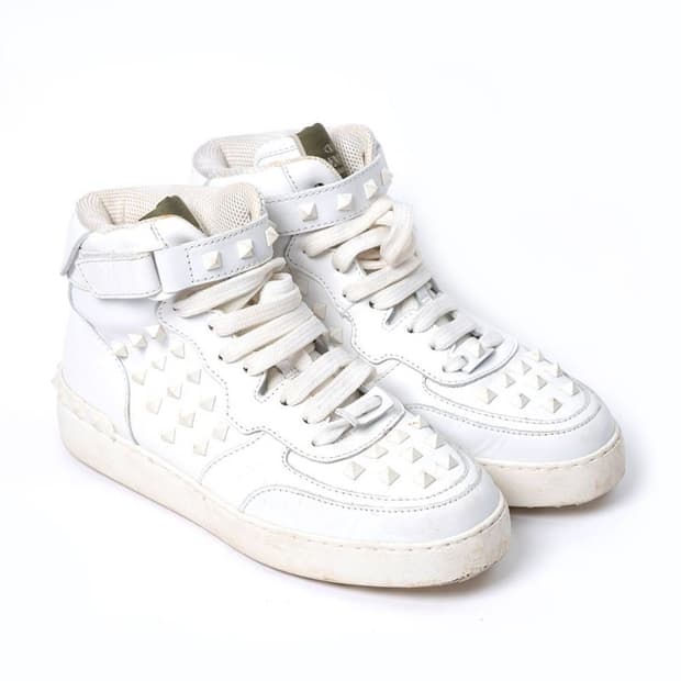 발렌티노 스터드 하이탑 스니커즈