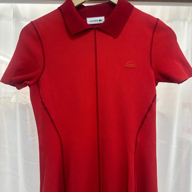 라코스테 레드 반팔 카라 원피스