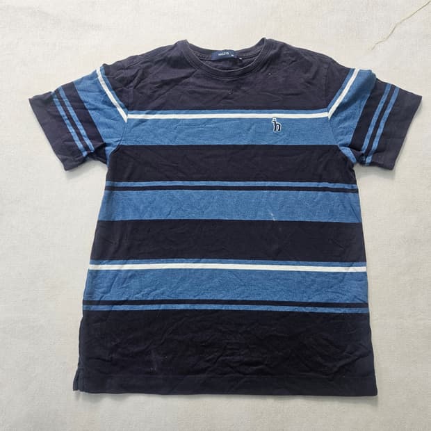 100 헤지스 남성 스트라이프 반팔티 0304Y