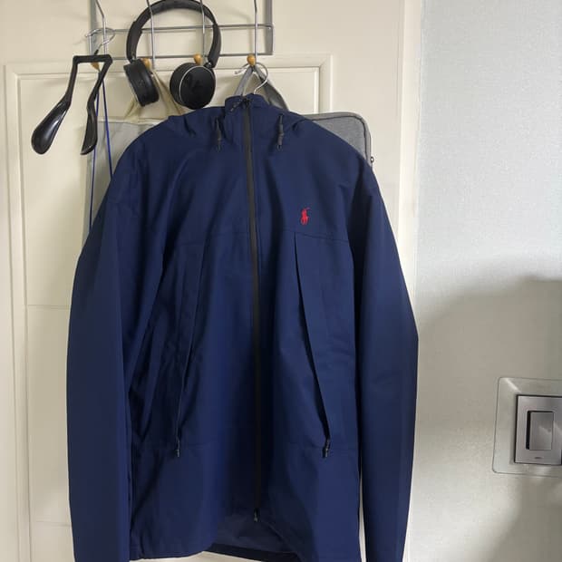 폴로 바람막이