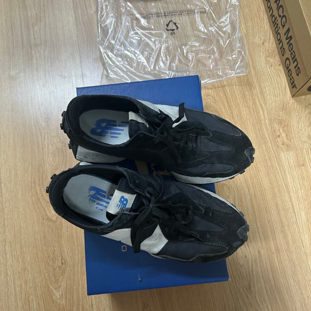 뉴발란스 327 블랙 스니커즈 280