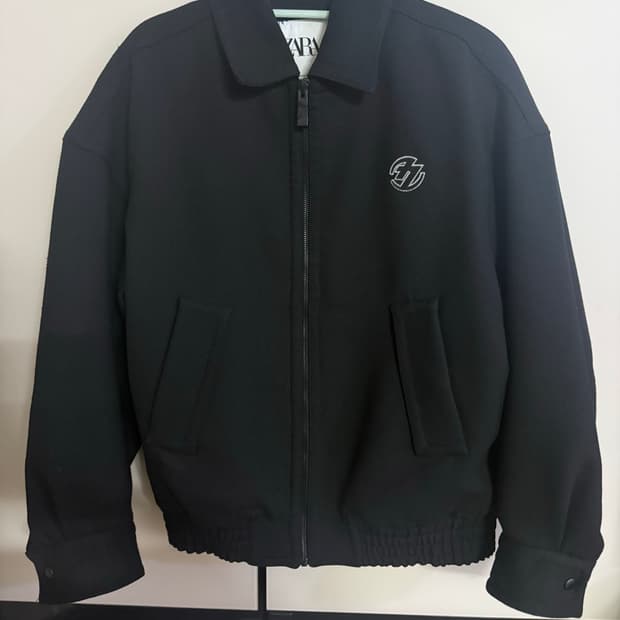 자라 아더에러 오버사이즈 봄버자켓 s판매합니다