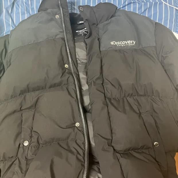 디스커버리 익스페디션 숏패딩 블랙 105사이즈