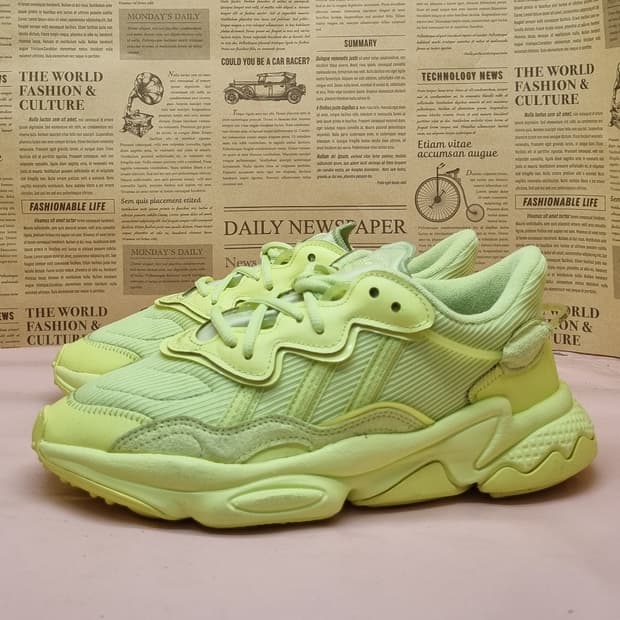 아디다스 오즈위고 형광 여성운동화235 