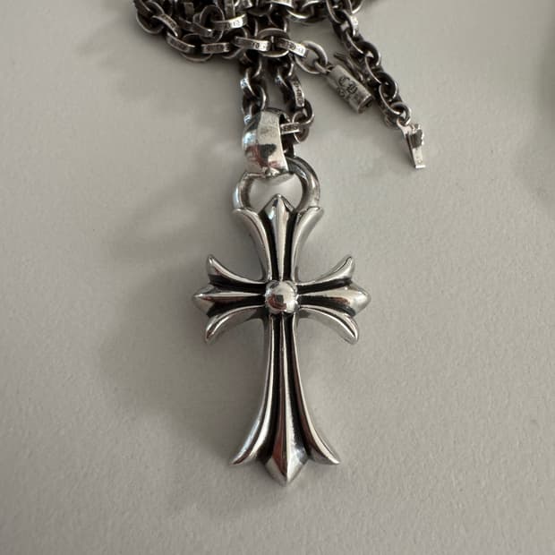 크롬하츠 스몰크로스베일+페이퍼체인 24“인치