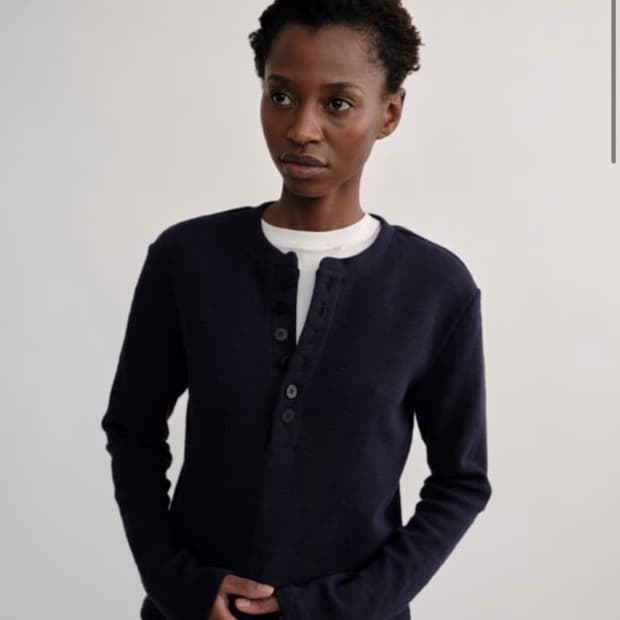 BUTTON HENLEY NECK (navy) 1사이즈