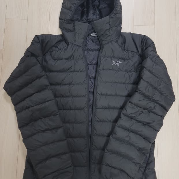 [M] <상태S급> 아크테릭스 세륨 후디 블랙 M