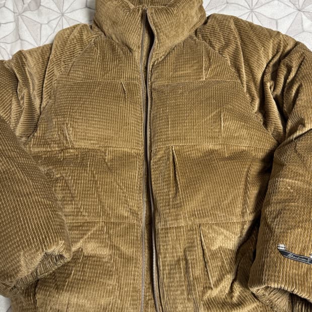 아더에러 라타 푸퍼 패딩 XL 베이지