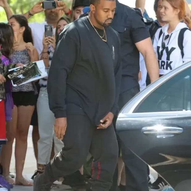 이지 시즌4 크레페 부츠 42사이즈