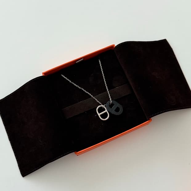 에르메스 오메일론 목걸이