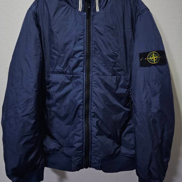 [정품/S급] 스톤아일랜드 크링클랩스 가먼트 다이트 TC 패딩자켓 95/