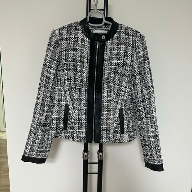 캐빈클라인 트위드  집업 자켓 S사이즈 -상태최고