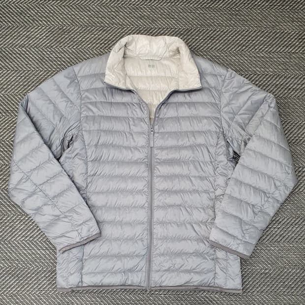 유니클로 오리털 경량패딩 남자105