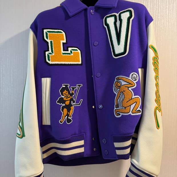 루이비통 믹스 패치 바시티 블루종 자켓 50