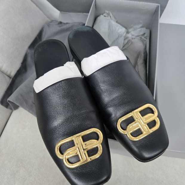 [보증서 정품]발렌시아가 로퍼 슬리퍼