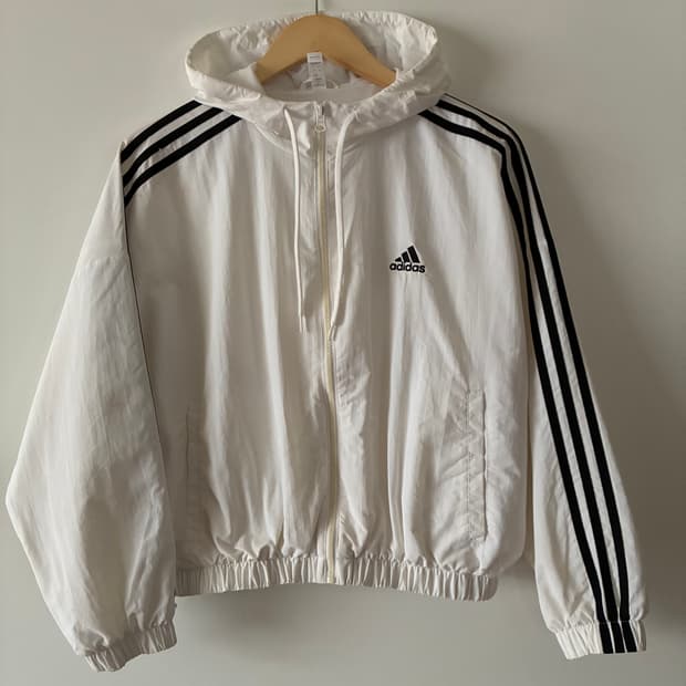 아디다스 크롭 후드 바람막이