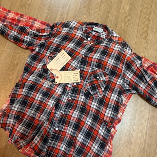 Sassafras 셔츠 두장 일괄